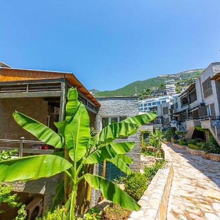 Vila Rina At Aquamarine Residence Vlorë Екстериор снимка
