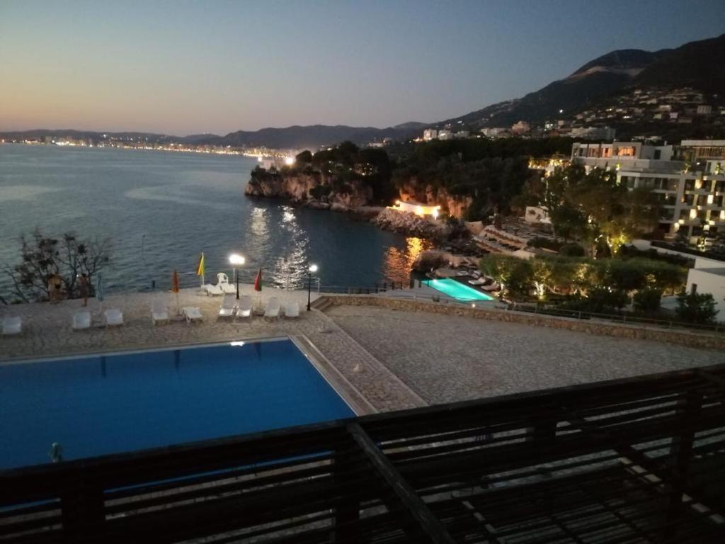 Vila Rina At Aquamarine Residence Vlorë Екстериор снимка