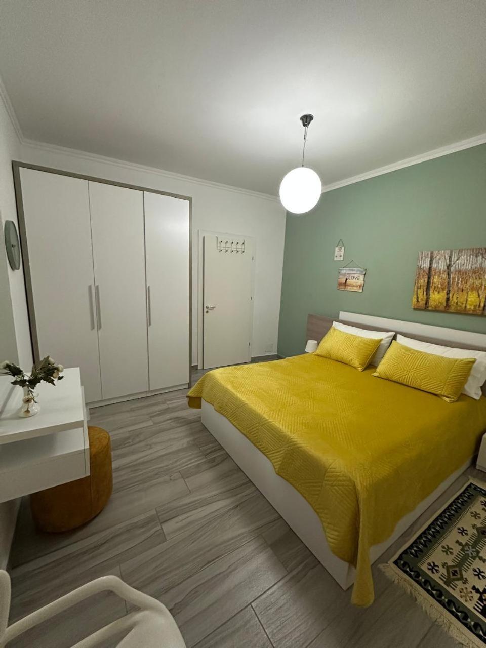 Vila Rina At Aquamarine Residence Vlorë Екстериор снимка