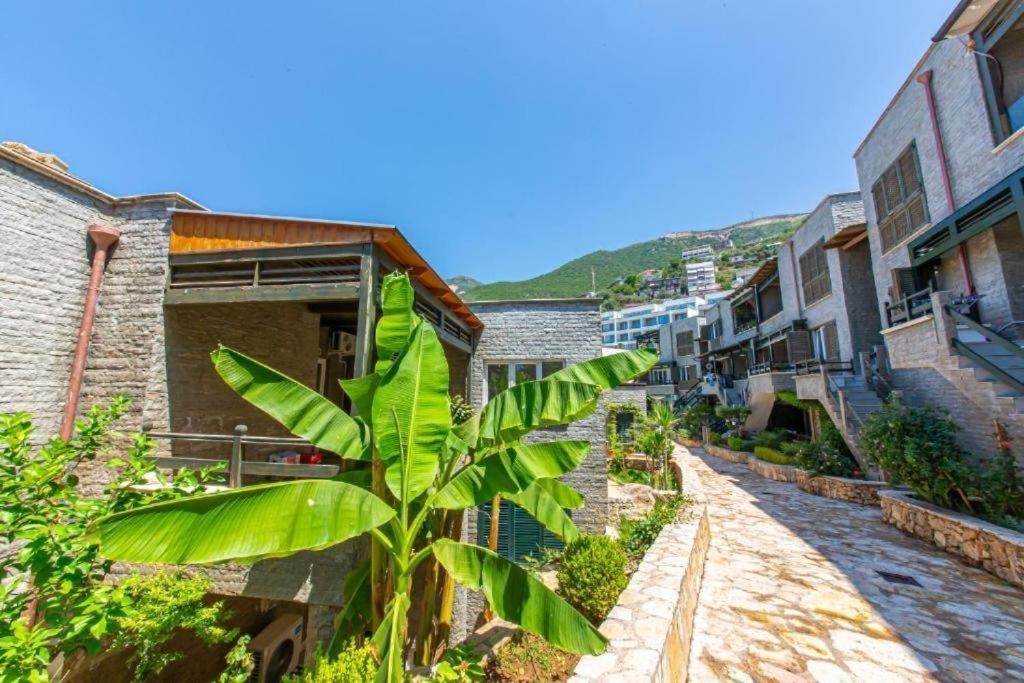 Vila Rina At Aquamarine Residence Vlorë Екстериор снимка