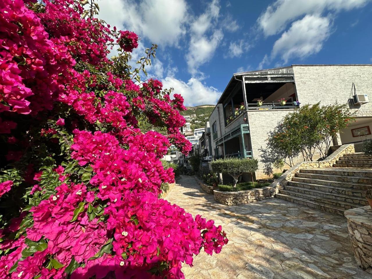 Vila Rina At Aquamarine Residence Vlorë Екстериор снимка