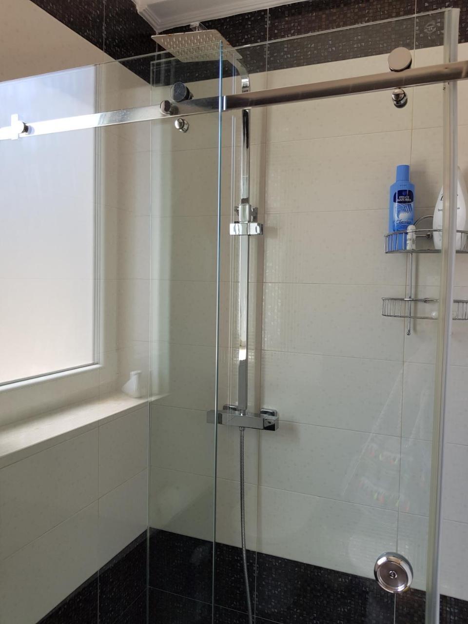 Vila Rina At Aquamarine Residence Vlorë Екстериор снимка